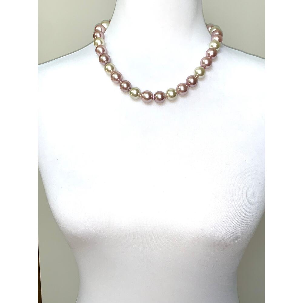 Vintage Kissaka Pink Cream Faux Pearl Statement Necklace - Picture 7 of 9